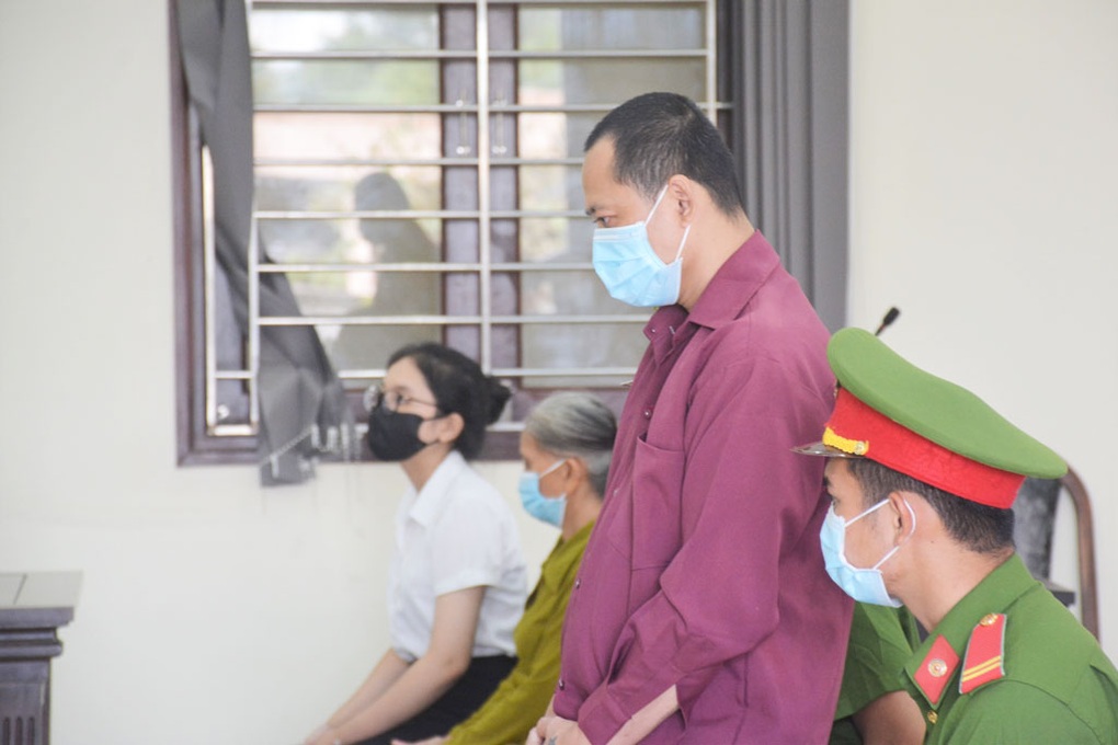 Đánh chết bạn do đi nhậu không hùn tiền còn kiếm chuyện gây sự - 1 Đánh chết bạn do đi nhậu không hùn tiền còn kiếm chuyện gây sự - 1