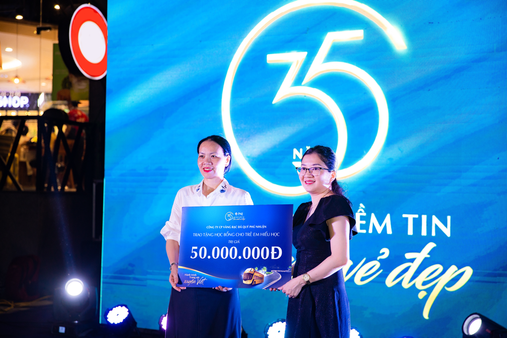 Hành trình trang sức xuyên Việt của PNJ - 3 Hành trình trang sức xuyên Việt của PNJ - 3