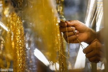 Giá vàng tăng cao, bitcoin trở thành kênh trú ẩn mới