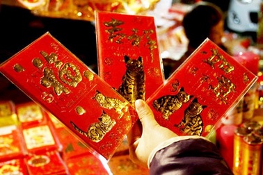 Xài hoang lì xì…