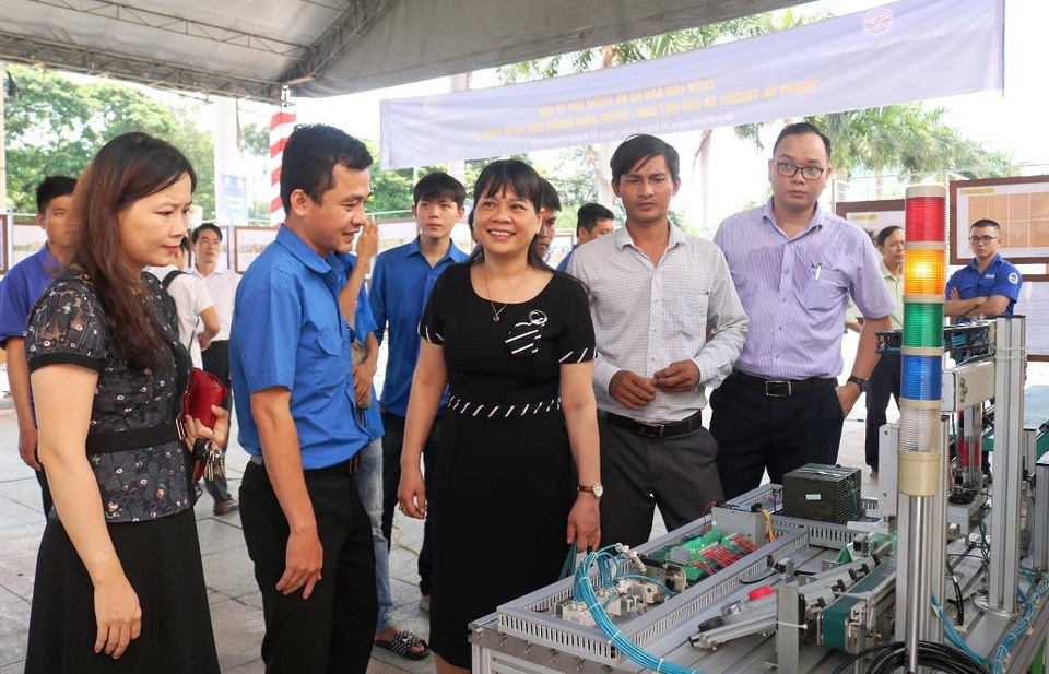 Bình Định: Nhiều ý tưởng sáng tạo khởi nghiệp trong sinh viên - 1 Bình Định: Nhiều ý tưởng sáng tạo khởi nghiệp trong sinh viên - 1
