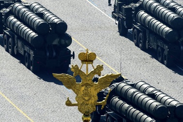 Nga đặt hệ thống phòng không Moscow ở mức báo động cao