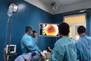 Nhuộm màu phóng đại phát hiện ung thư thực quản như thế nào?