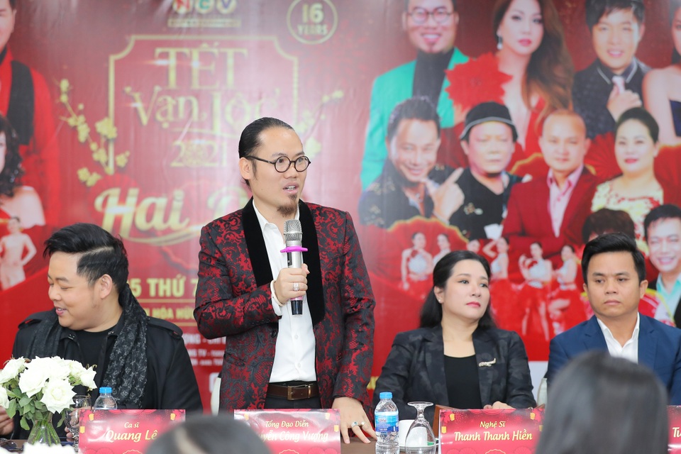 Thanh Thanh Hiền: Tôi chưa thể hát chung sân khấu với Chế Phong - 2 Thanh Thanh Hiền: Tôi chưa thể hát chung sân khấu với Chế Phong - 2