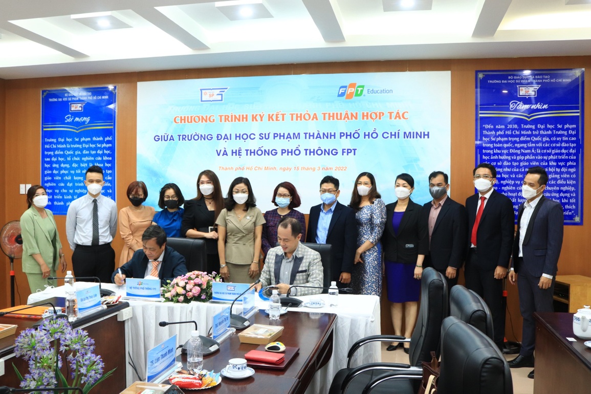 Trường Đại học Sư Phạm TPHCM ký kết hợp tác cùng Hệ thống Phổ thông FPT - 2 Trường Đại học Sư Phạm TPHCM ký kết hợp tác cùng Hệ thống Phổ thông FPT - 2