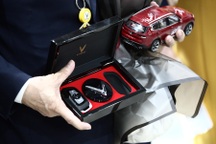 VinFast Lux - Chiếc ôtô Việt Nam đầu tiên xuất xưởng