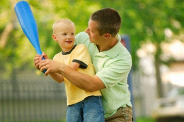 Giúp trẻ làm quen với thể thao