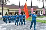 Tiền lương đóng BHXH bắt buộc của dân quân, binh sĩ và công an