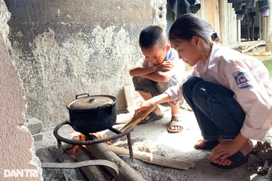 "Chúng cháu mong được ăn cơm thịt, có căn nhà để trú mưa"