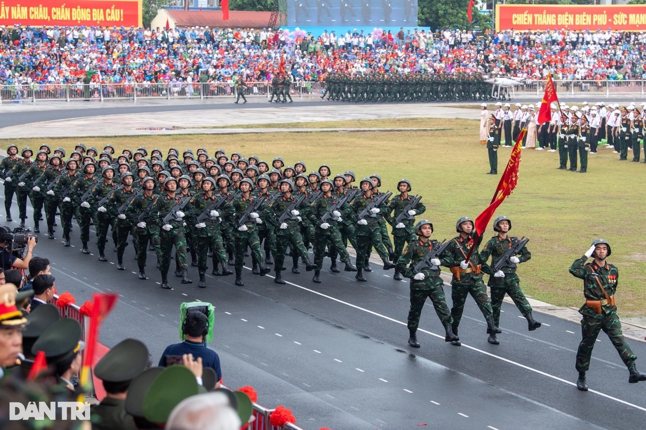 Tiết lộ về cuộc tuyển chọn giọng đọc đi vào lòng người ở Lễ diễu binh - 1