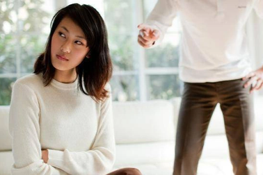 Phụ nữ thường xuyên nói 4 câu này dễ đã thay lòng đổi dạ