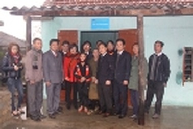 Hà Tĩnh: Tổng Công ty Điện lực Dầu khí Việt Nam bàn giao 3 ngôi nhà “Đại đoàn kết”