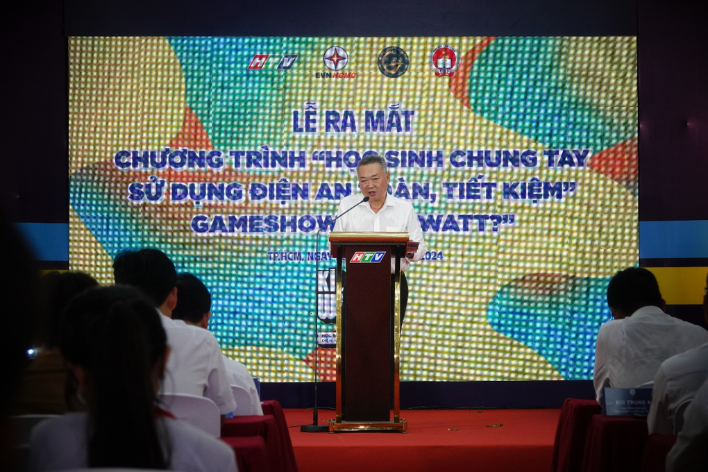 Ra mắt gameshow sử dụng điện an toàn, tiết kiệm cho học sinh - 3 Ra mắt gameshow sử dụng điện an toàn, tiết kiệm cho học sinh - 3