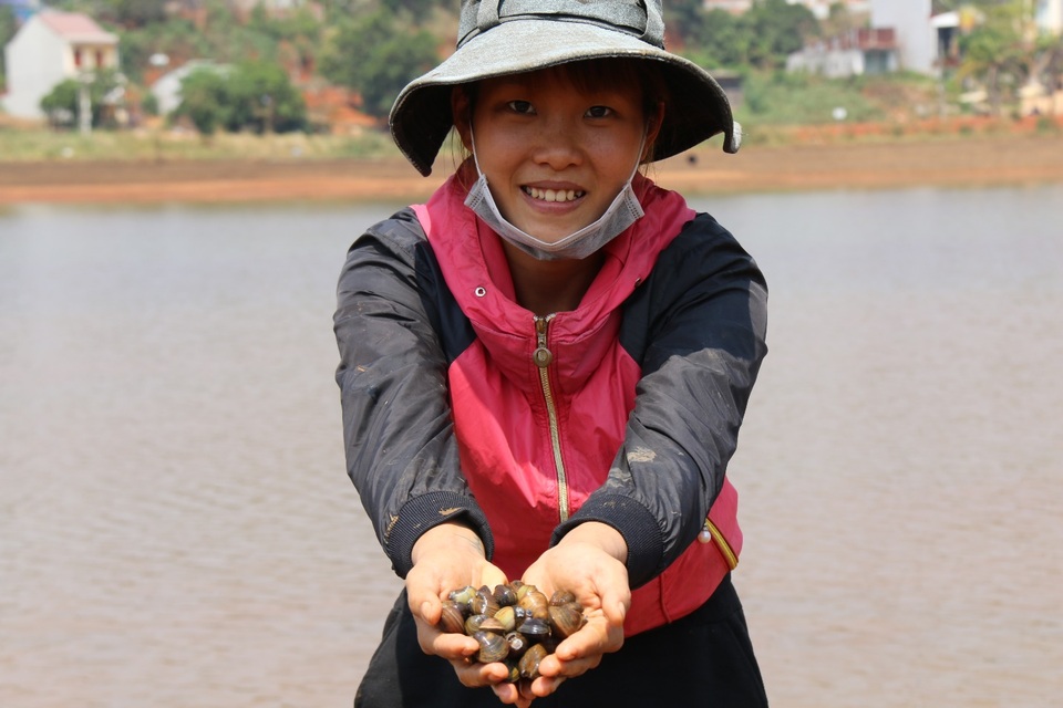 Mùa kiếm tiền của những người làm nghề đi giật lùi giữa lòng thành phố - 10 Mùa kiếm tiền của những người làm nghề đi giật lùi giữa lòng thành phố - 10