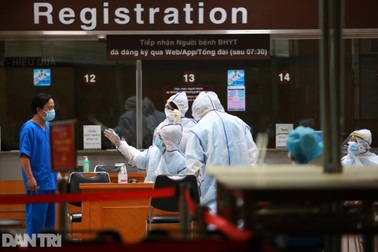 Bệnh viện Đại học Y Dược lần thứ 2 bị Covid-19 xâm nhập, có 4 ca nhiễm