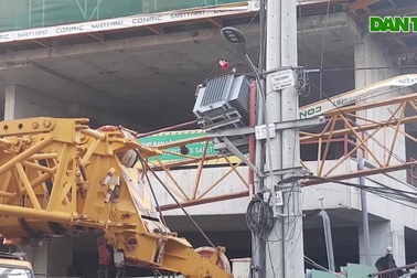 Hiện trường cần cẩu từ tầng 20 rơi xuống đất