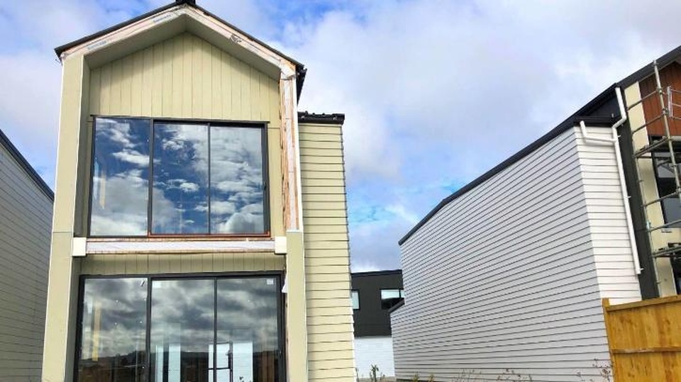 Nhà xây sắp xong, gia chủ ngã ngửa bị đòi 5 tỷ đồng vi phạm ranh giới đất - 2 Nhà xây sắp xong, gia chủ ngã ngửa bị đòi 5 tỷ đồng vi phạm ranh giới đất - 2