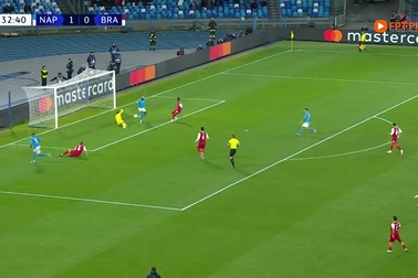 Napoli đè bẹp tham vọng của Braga