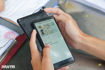 Một người lên mạng nói "tự dưng đứng tên xe máy", CSGT trả lời