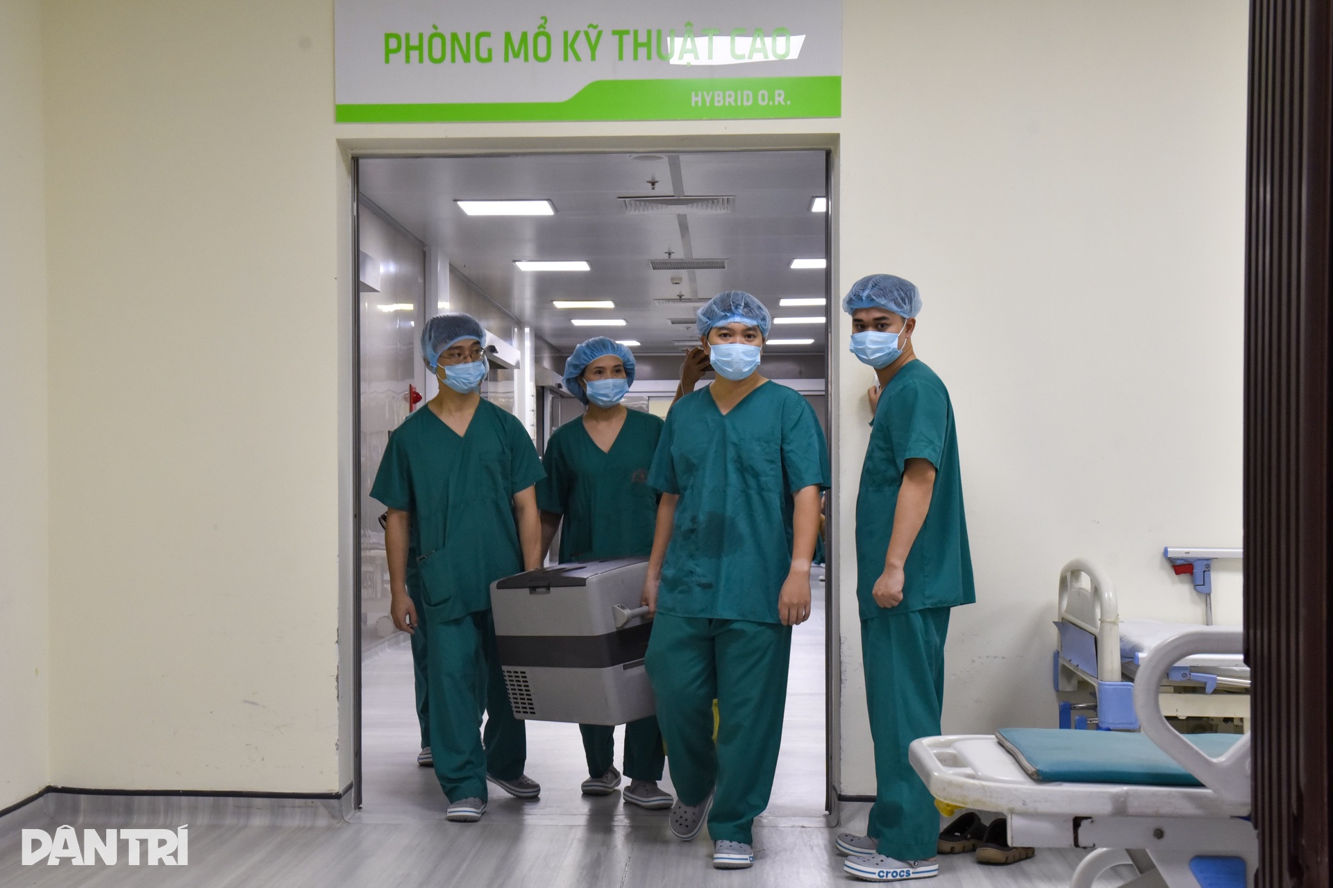 10 tiếng cân não để người đàn ông tái sinh 4 cuộc đời - 14 10 tiếng cân não để người đàn ông tái sinh 4 cuộc đời - 14