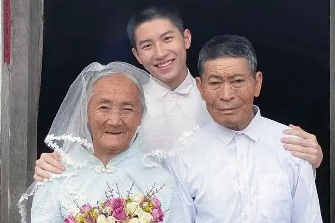 Trai nghèo từ chối lương trăm triệu, về vùng hẻo lánh làm điều bất ngờ - 1 Trai nghèo từ chối lương trăm triệu, về vùng hẻo lánh làm điều bất ngờ - 1
