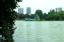 Thăm hồ Gươm trước ngày đón cụ Rùa trở về