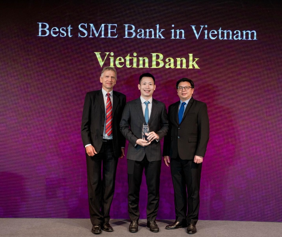 VietinBank lần thứ 4 liên tiếp trở thành Ngân hàng SME tốt nhất Việt Nam - 1 VietinBank lần thứ 4 liên tiếp trở thành Ngân hàng SME tốt nhất Việt Nam - 1
