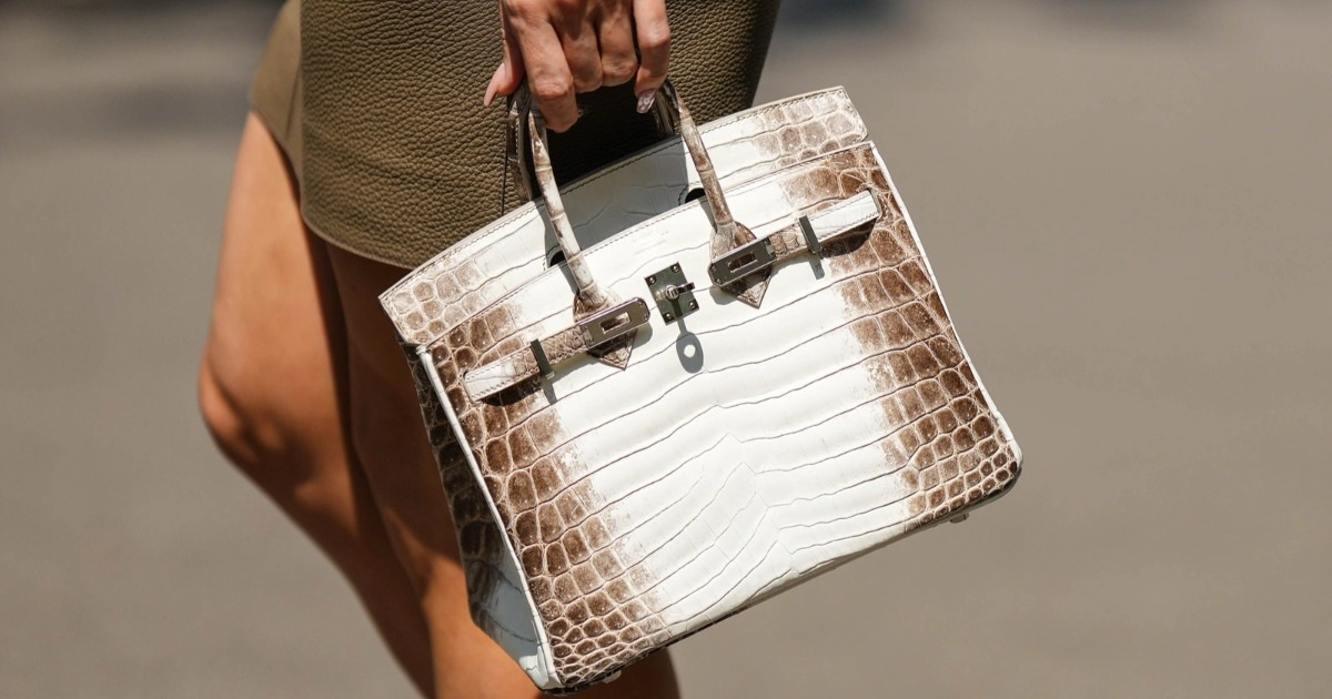 Túi Hermès da cá sấu giá tiền tỷ khiến giới siêu giàu săn lùng