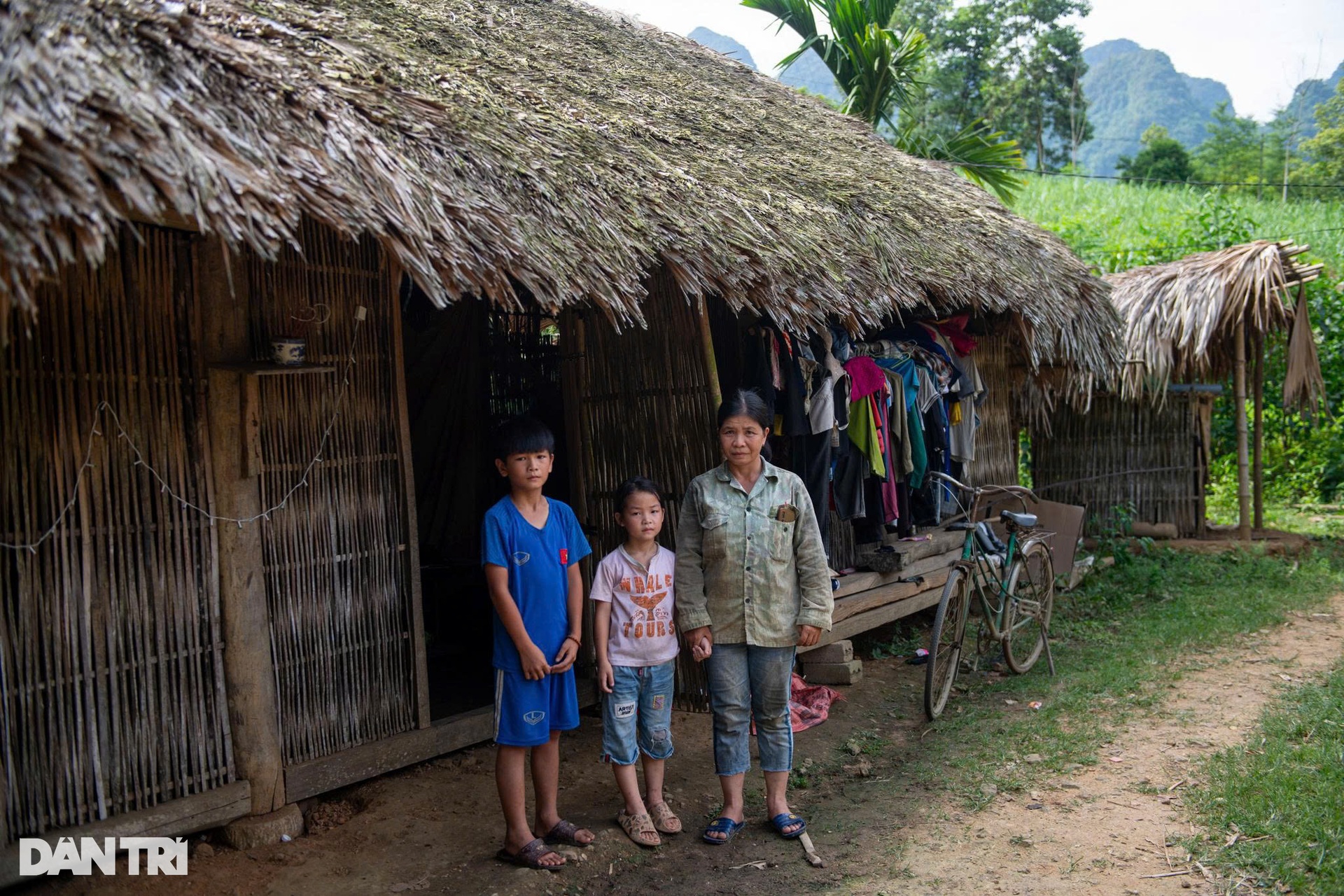 Báo Dân trí khánh thành 5 ngôi nhà Nhân ái tại Tuyên Quang - 10 Báo Dân trí khánh thành 5 ngôi nhà Nhân ái tại Tuyên Quang - 10