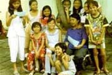 Chị hai của đám trẻ Lò Gốm