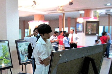 Ông đồ các tỉnh cùng nhau “kết nối yêu thương” 