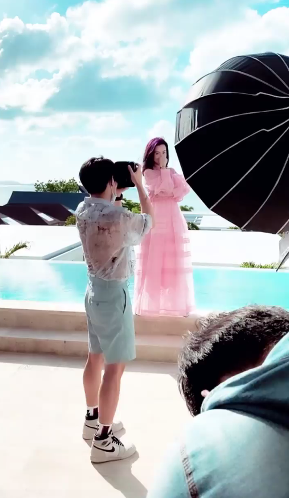 Trương Bá Chi hoá giải ân oán với đàn chị Vương Phi - 11 Trương Bá Chi hoá giải ân oán với đàn chị Vương Phi - 11