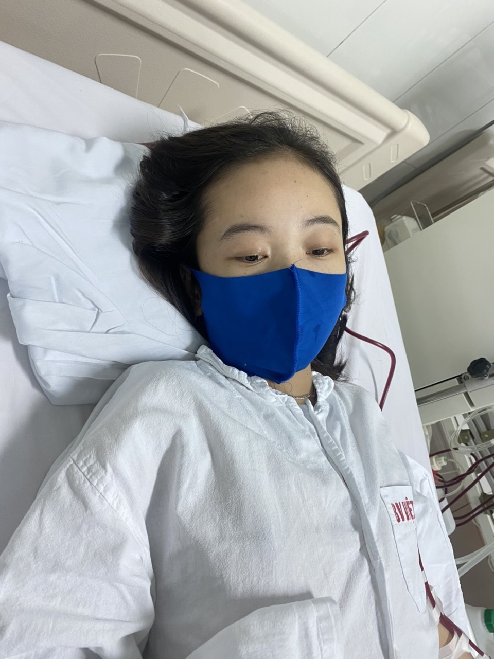 Cô gái 19 tuổi nghẹn ngào cầu xin cho em thêm một lần được sống! - 2 Cô gái 19 tuổi nghẹn ngào cầu xin cho em thêm một lần được sống! - 2