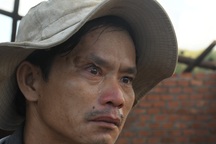 Phận đời sau bão dữ: Nhà sập rồi ngày mai biết đi về đâu?