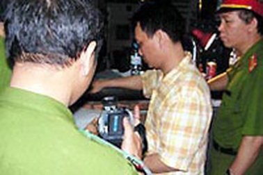 Chân dung ông chủ vũ trường New Century