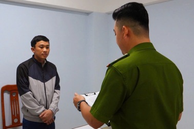 Rao bán nhà xưởng, sắt thép "ảo" trên mạng chiếm đoạt tiền tỷ