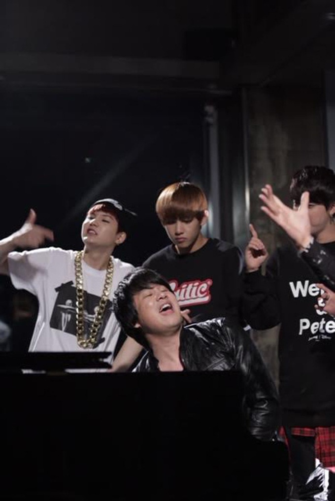 Big Hit bất ngờ đăng tải video sản phẩm kết hợp giữa BTS và Thanh Bùi từ 6 năm trước nhưng khi truy cập lại... không khả dụng? - Ảnh 3. Big Hit bất ngờ đăng tải video sản phẩm kết hợp giữa BTS và Thanh Bùi từ 6 năm trước nhưng khi truy cập lại... không khả dụng? - Ảnh 3.