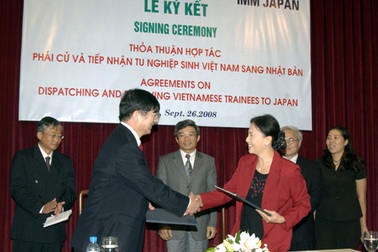 Xuất khẩu lao động Nhật Bản: Cửa mở nhưng không dễ