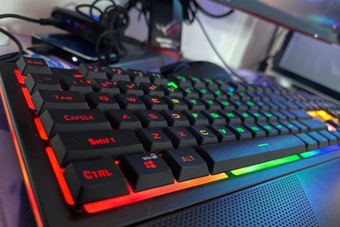 AOC ra mắt sản phẩm bàn phím chuột gaming GM200 và GK200 tại Việt Nam