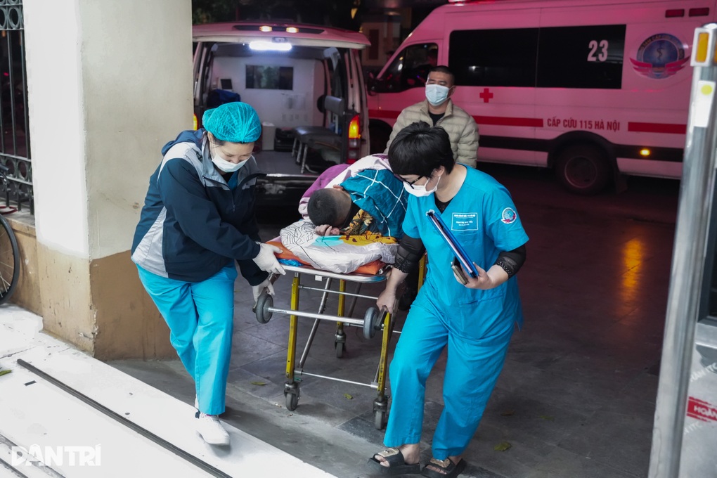 Hà Nội sẽ có mô tô cấp cứu, vào được từng ngõ ngách cứu người - 3 Hà Nội sẽ có mô tô cấp cứu, vào được từng ngõ ngách cứu người - 3