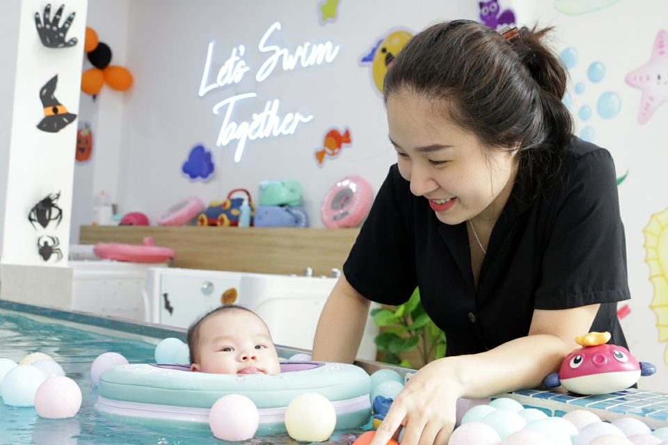 PamperMe - đơn vị uy tín trong lĩnh vực bơi thủy liệu dành riêng cho bé - 1 PamperMe - đơn vị uy tín trong lĩnh vực bơi thủy liệu dành riêng cho bé - 1