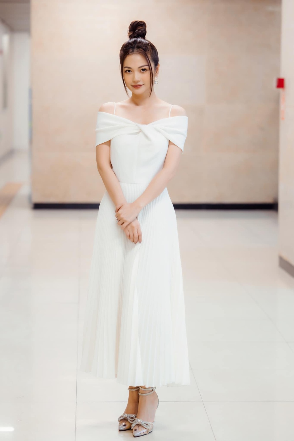 Ngỡ ngàng trước nhan sắc không tuổi của Kiều Anh sau hơn 2 thập kỷ - 12 Ngỡ ngàng trước nhan sắc không tuổi của Kiều Anh sau hơn 2 thập kỷ - 12