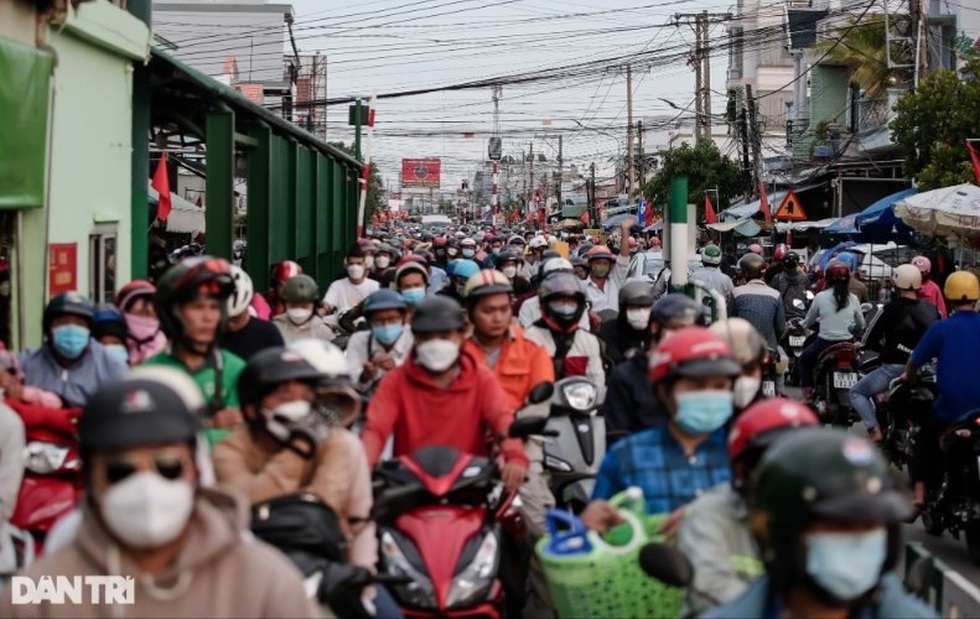 Chưa giàu đã già - 1 Chưa giàu đã già - 1