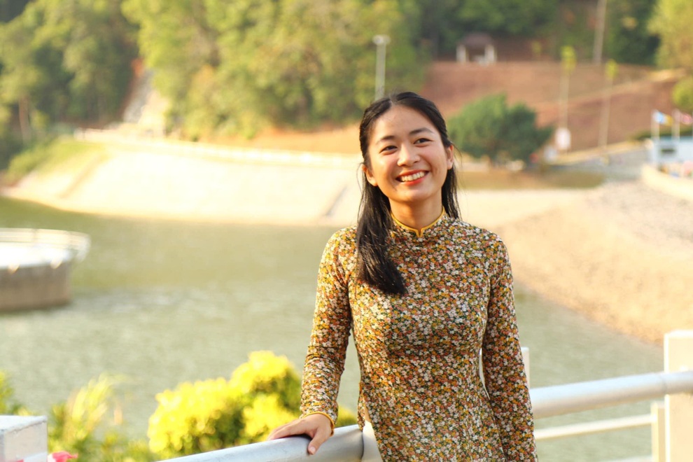 Cô gái thoát khỏi vùng an toàn, luôn mong đóng góp cho cộng đồng - 2 Cô gái thoát khỏi vùng an toàn, luôn mong đóng góp cho cộng đồng - 2