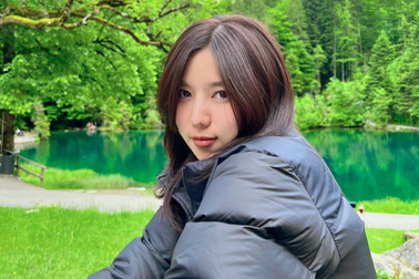 Khách Việt rát tai khi trải nghiệm quán ăn "chửi khách như hát hay" ở Anh