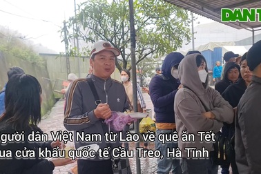 Người Việt từ Lào về quê ăn Tết