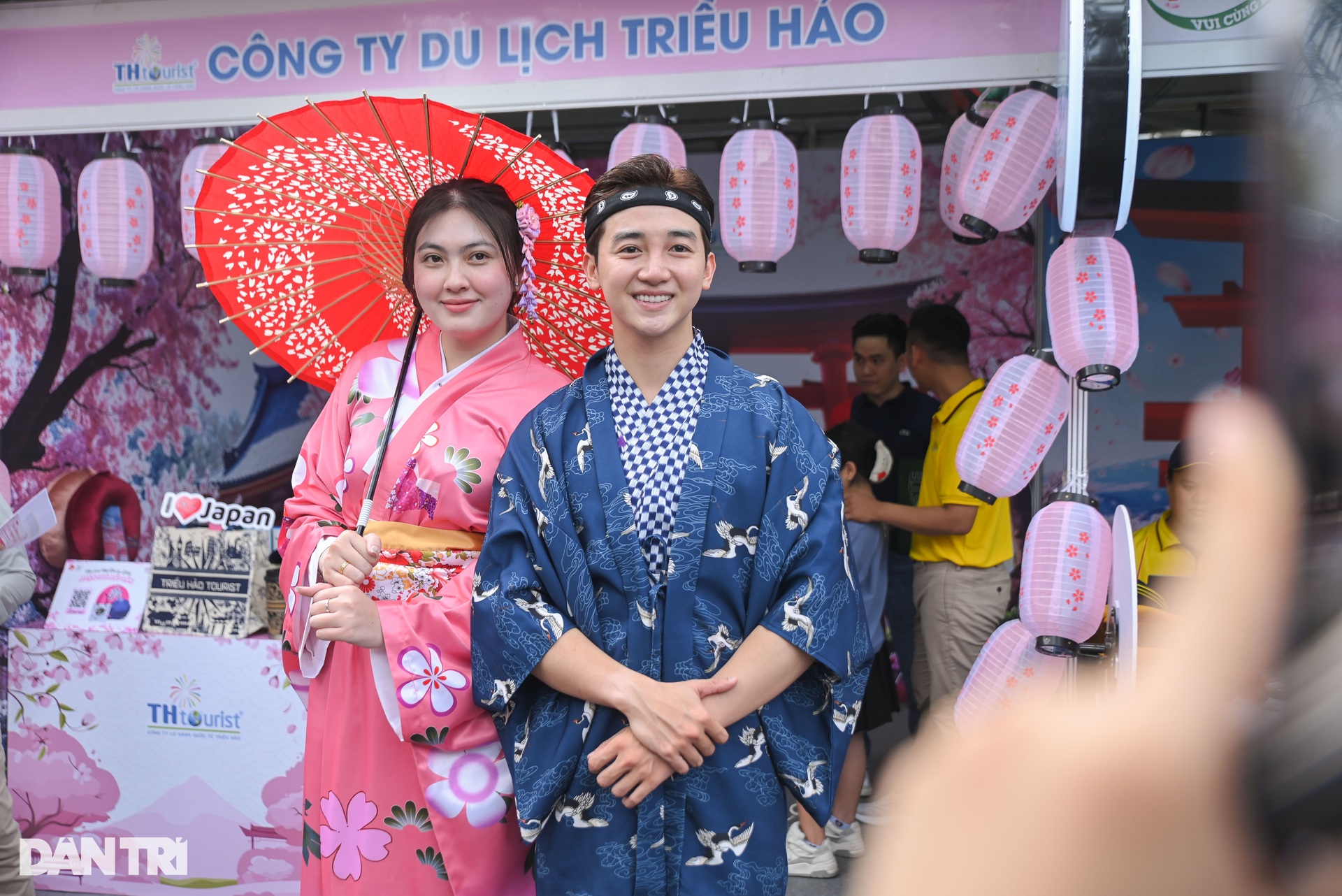 Đông nghịt người dân tham gia lễ hội Việt - Nhật lần thứ 10 tại TPHCM - 12 Đông nghịt người dân tham gia lễ hội Việt - Nhật lần thứ 10 tại TPHCM - 12