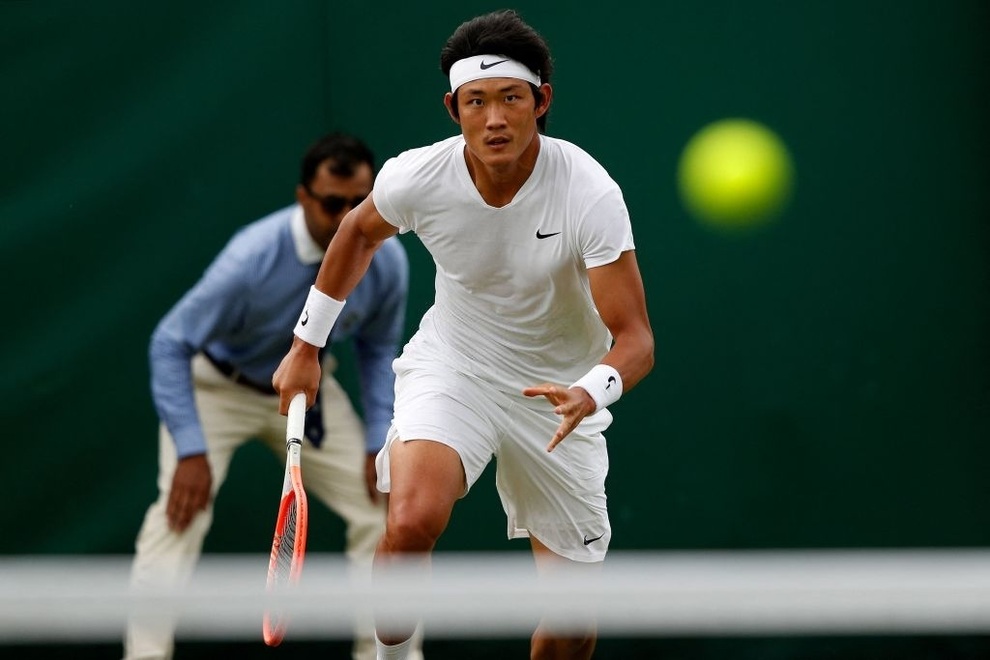 Tay vợt gốc Việt đánh bại tay vợt số 1 Trung Quốc tại Wimbledon - 1 Tay vợt gốc Việt đánh bại tay vợt số 1 Trung Quốc tại Wimbledon - 1