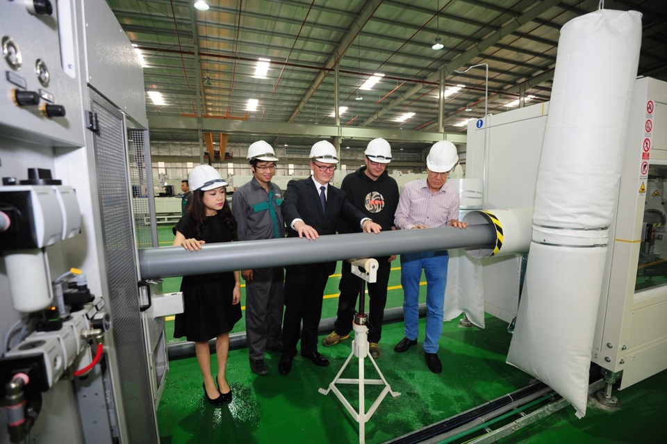 Bốn kì liên tiếp Tân Á Đại Thành được vinh danh Thương hiệu Quốc gia - 3 Bốn kì liên tiếp Tân Á Đại Thành được vinh danh Thương hiệu Quốc gia - 3