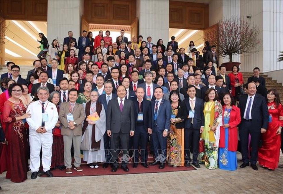 Thủ tướng gặp mặt kiều bào tham dự chương trình Xuân Quê hương 2020 - 8 Thủ tướng gặp mặt kiều bào tham dự chương trình Xuân Quê hương 2020 - 8